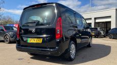 Vauxhall Combo Life 100kW Design XL 52kWh 5dr Auto [7 Seat] Electric Estate